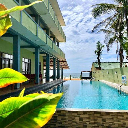 Serenade Beach Hotel 히카두와 외부 사진