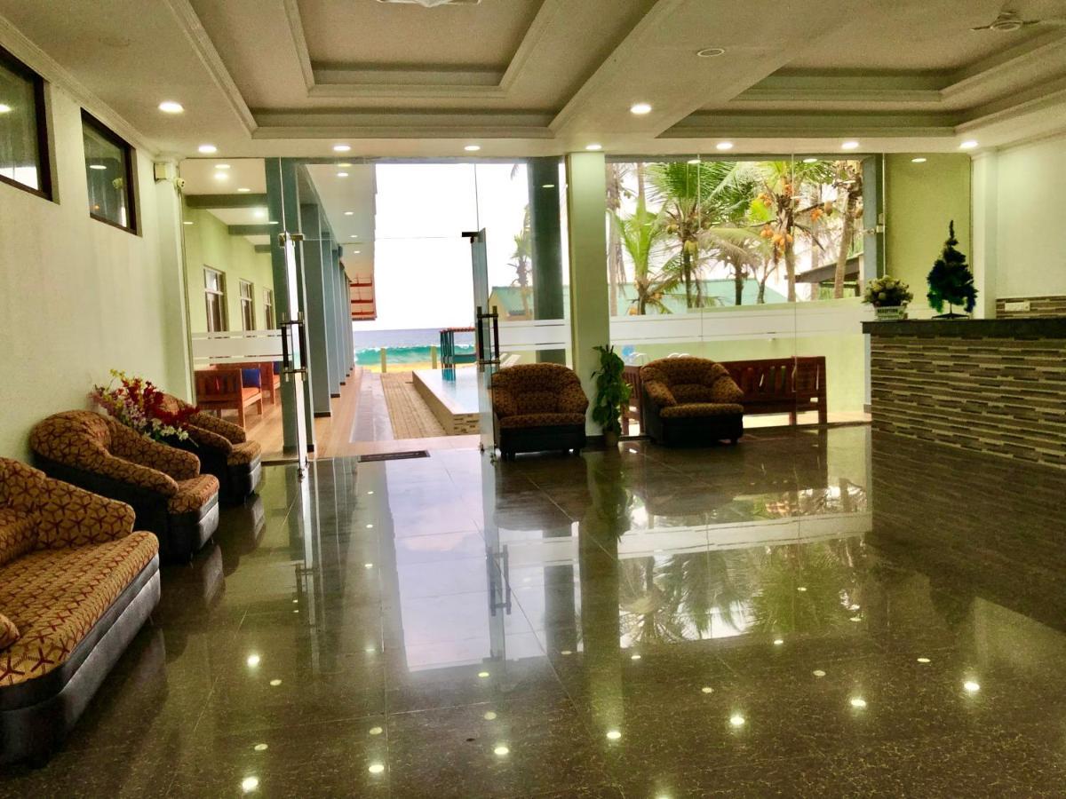 Serenade Beach Hotel 히카두와 외부 사진
