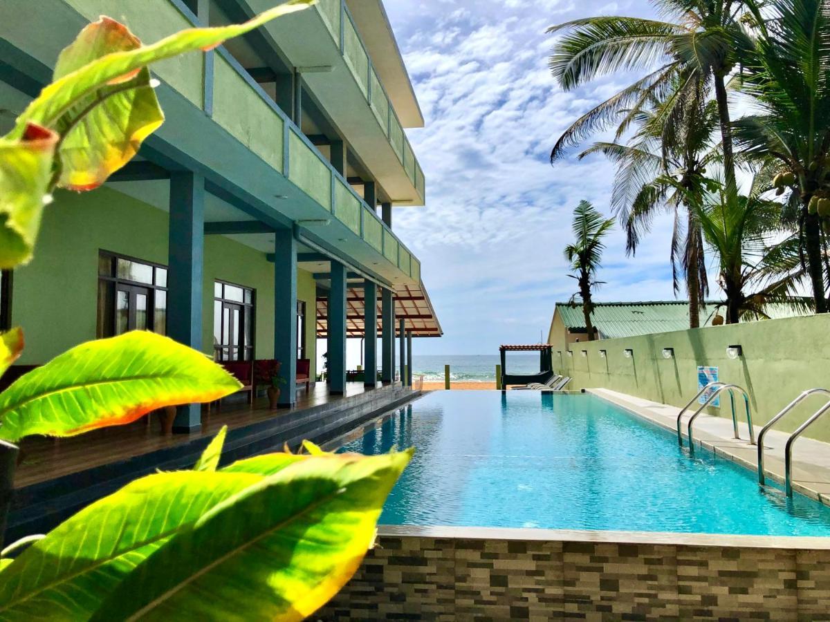 Serenade Beach Hotel 히카두와 외부 사진