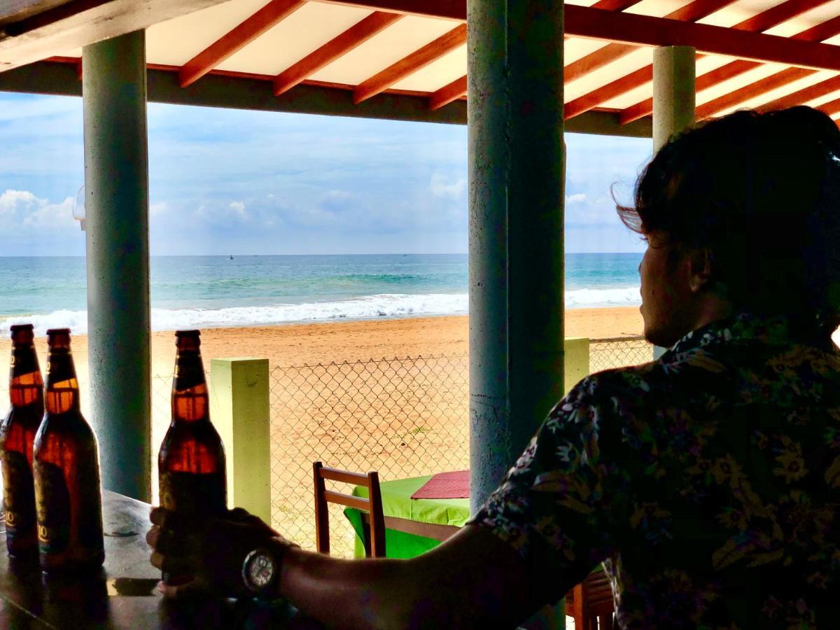 Serenade Beach Hotel 히카두와 외부 사진