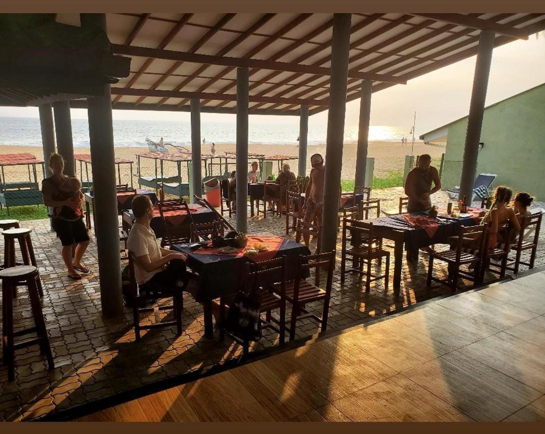 Serenade Beach Hotel 히카두와 외부 사진