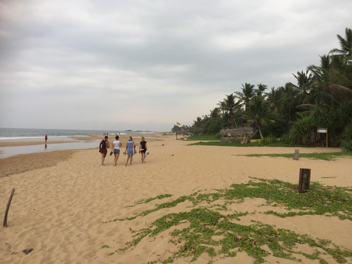 Serenade Beach Hotel 히카두와 외부 사진